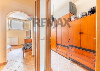 Hall / corridoio - Three-room apartment Via Eraclito
19, Albano Laziale - photo 25