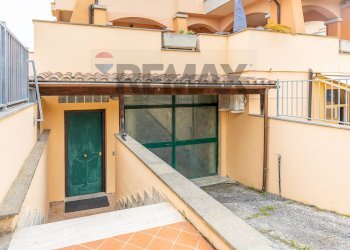 Edificio all\'aperto - Three-room apartment Via Eraclito
19, Albano Laziale - photo 35