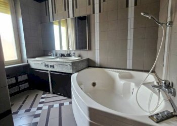 Bagno - Four-room apartment via Carlo Mussa, 5, Asti - photo 7
