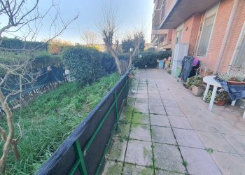 giardino - Appartamento largo Bernardino Campi, Pizzighettone - foto 1