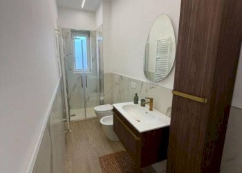 Bagno - Two-room apartment corso Piero Maroncelli, 6, Torino (neighborhood Nizza Millefonti) - photo 2