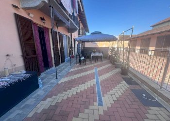 Cortile interno - Four-room apartment via Ruatti, Caramagna Piemonte - photo 7