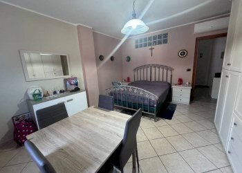 Camera da letto - Four-room apartment via Ruatti, Caramagna Piemonte - photo 22