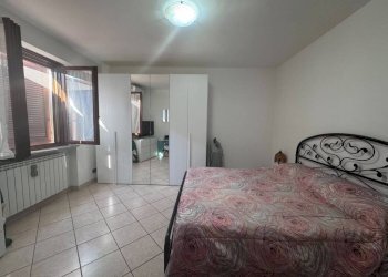 Camera da letto - Four-room apartment via Ruatti, Caramagna Piemonte - photo 23