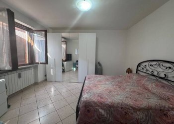 Camera da letto - Four-room apartment via Ruatti, Caramagna Piemonte - photo 24