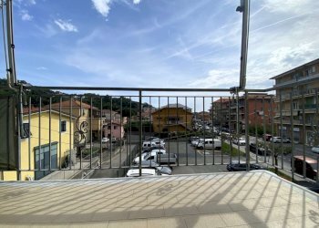 Balcone - Three-room apartment corso Risorgimento, Cogorno - photo 1