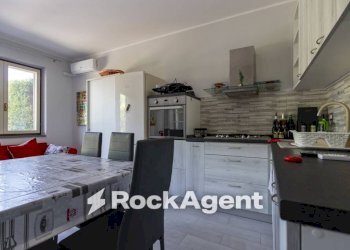 Cucina - Three-room apartment via Giosuè Carducci, 51, Montepaone - photo 7