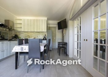 Cucina - Three-room apartment via Giosuè Carducci, 51, Montepaone - photo 12