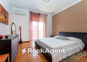 Camera da letto - Quadrilocale via Duca degli Abruzzi, 83, San Giovanni la Punta - foto 13