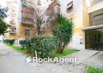 Cortile interno - Bilocale via Calpurnio Fiamma, 130, Roma - foto 21