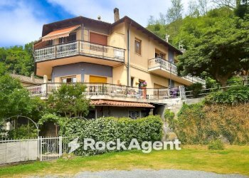 Facciata - Three-room apartment via del Poggio, 10, Varazze - photo 25