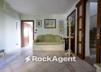 Ingresso - Stable - Palace via Vincenzo D'Amato, 70, Catanzaro - photo 16