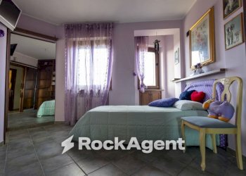 Camera da letto - Stable - Palace via Vincenzo D'Amato, 70, Catanzaro - photo 17