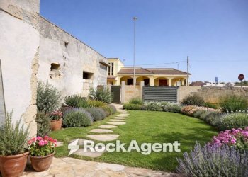 Giardino - Villa via Venezia, 32, Ugento - foto 4
