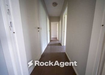 Corridoio - Four-room apartment via Gavino Matta, 3, Sassari - photo 8