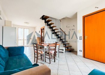 Salone - Three-room apartment via Olmadella, 1213, Longiano - photo 2