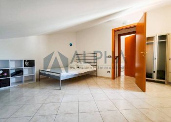 Camera da letto - Trilocale via Olmadella, 1213, Longiano - foto 12
