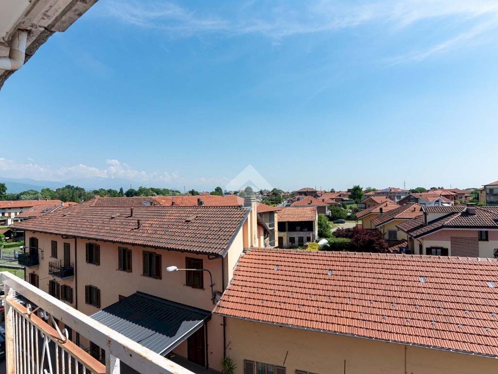 Three-room apartment Via della chiesa, Ciriè - photo 1