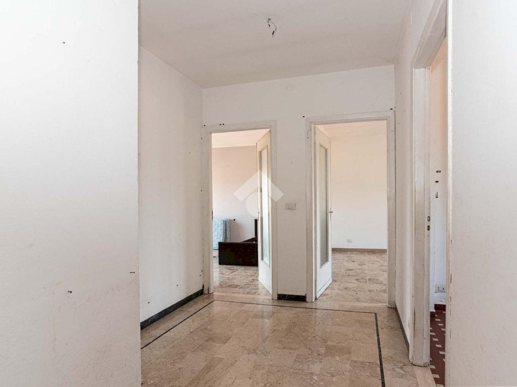 Three-room apartment Via della chiesa, Ciriè - photo 3