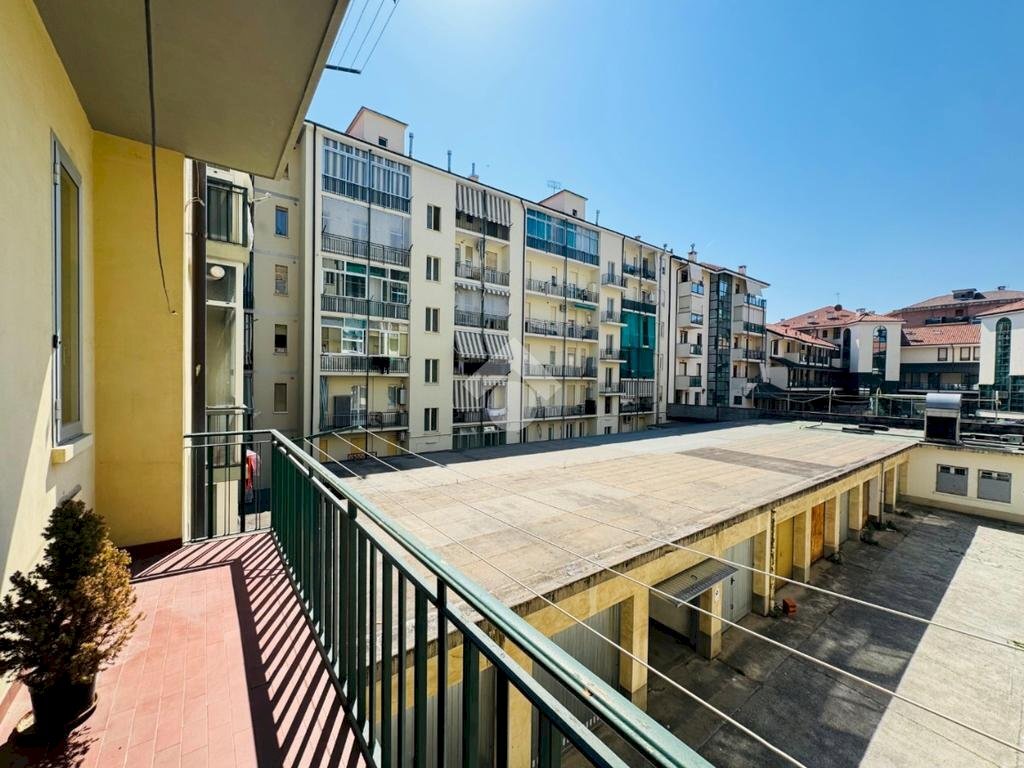 Apartment Via unità d'italia, Rivoli - photo 1