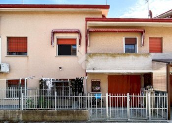 Villa a Schiera Via F. del Cossa, Argenta - foto 2