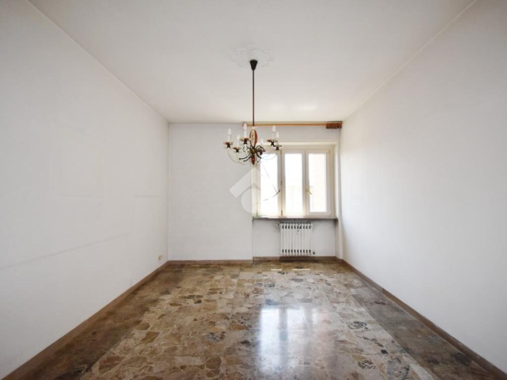 Appartamento Via Lorenzo Garda, Ivrea - foto 3