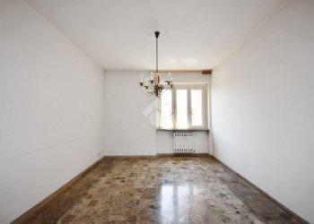Apartment Via Lorenzo Garda, Ivrea - photo 3