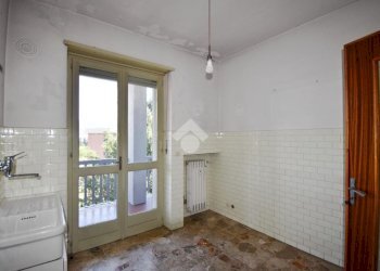 Apartment Via Lorenzo Garda, Ivrea - photo 7