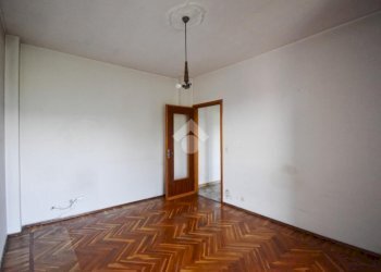 Apartment Via Lorenzo Garda, Ivrea - photo 16