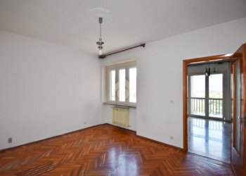 Apartment Via Lorenzo Garda, Ivrea - photo 22