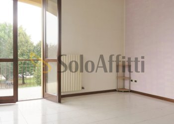 Soggiorno - Two-room apartment Piazza Enzo Tarantelli, Pogliano Milanese - photo 15