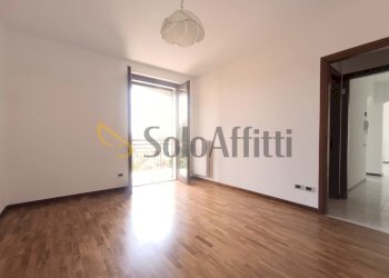 camera - Two-room apartment Piazza Enzo Tarantelli, Pogliano Milanese - photo 19