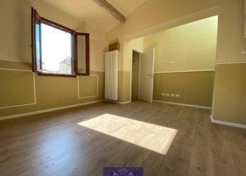 57347 - Four-room apartment Via Giovanni Fabbroni, Firenze (neighborhood Santa Maria Novella) - photo 3