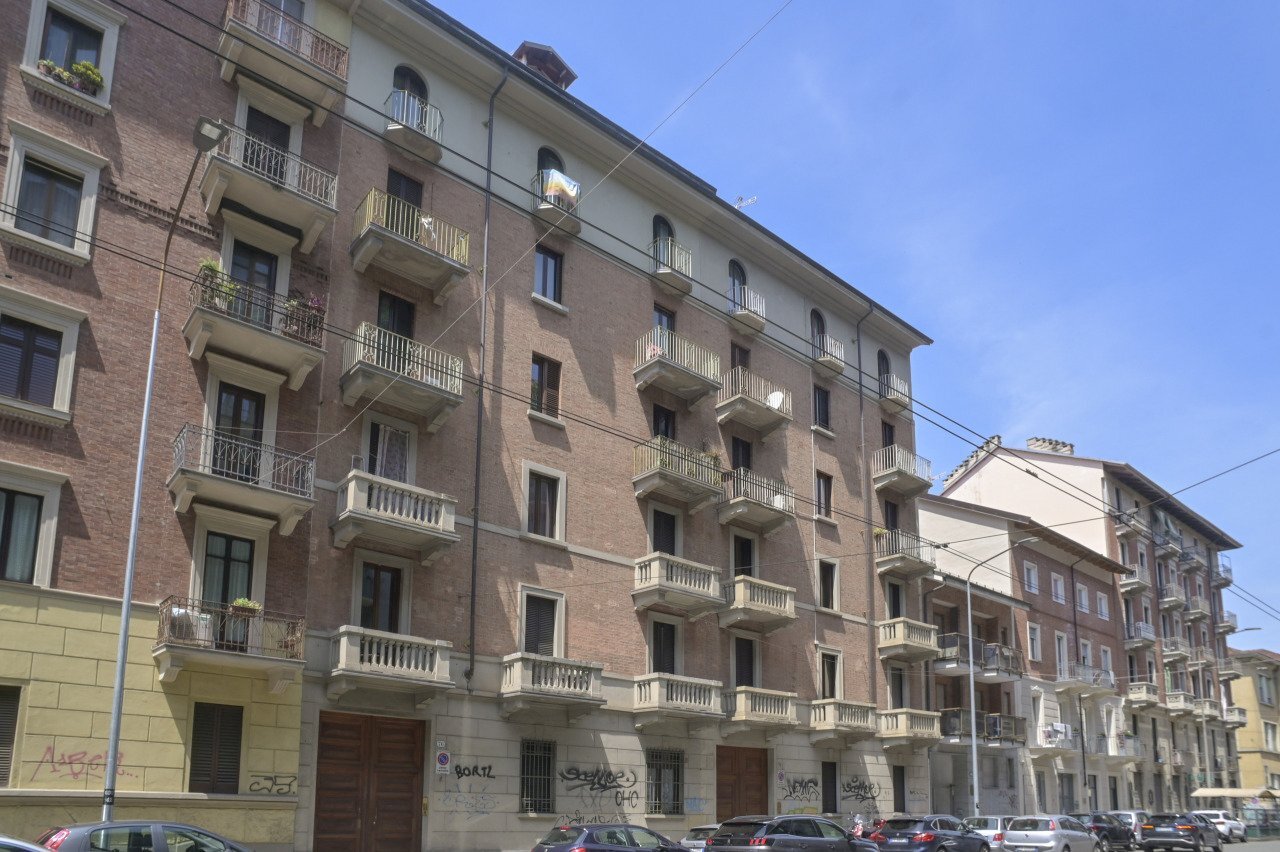 Genova - Trilocale Via Genova 76, Torino (zona Nizza Millefonti) - foto 1