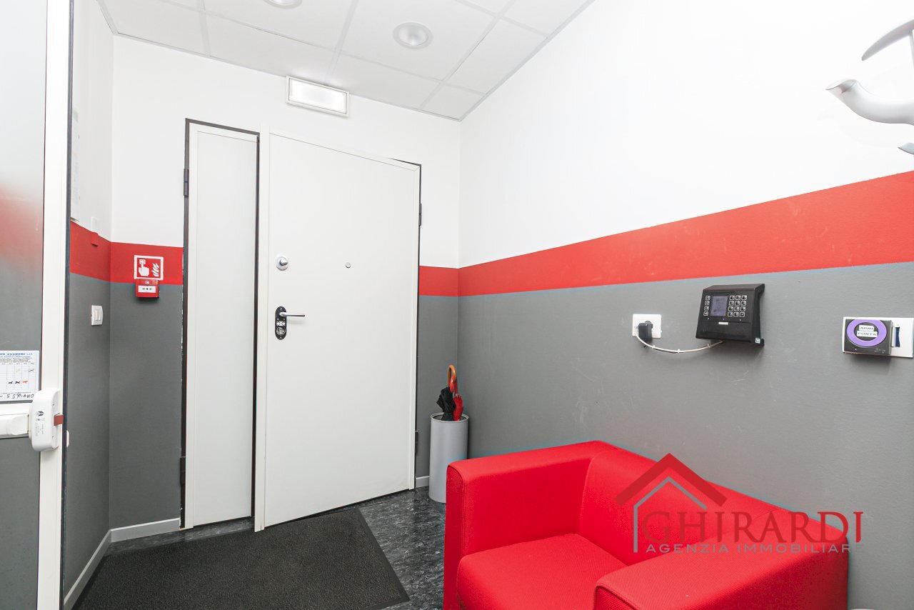 00.1 INGRESSO - Ufficio Via delle Nuove Tecnologie Enrico Albareto 21, Genova (zona Sestri Ponente) - foto 2