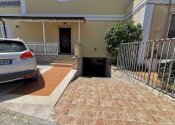 esterno - Villa Via Madonna del Pantano 40, Giugliano in Campania - photo 6
