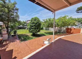 esterno - Villa Via Madonna del Pantano 40, Giugliano in Campania - photo 23