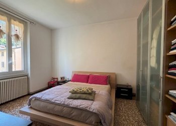 Camera da letto - Two-room apartment Via Cortili 6, Como - photo 8