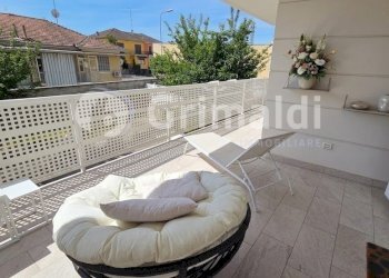 terrazzo - Quadrilocale Via Monte Piana 25, Vercelli - foto 3
