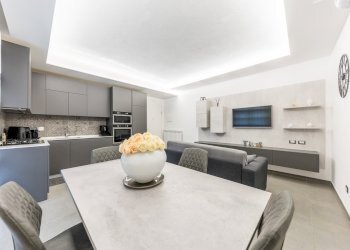 13 - Four-room apartment Via Palaverta 54, Marino - photo 2