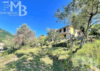 INSIEME E TERRENO 1 - Semi-detached house Via Posato 21, Avegno - photo 14