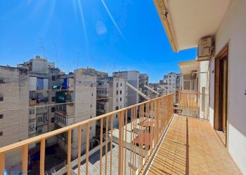 Balcone - Bilocale Via Corsica 15, Taranto - foto 11