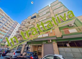 13410 - Two-room apartment Via Corsica 15, Taranto - photo 1