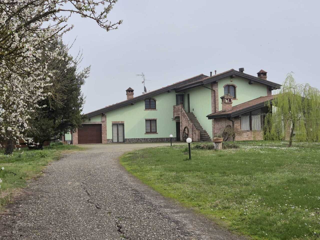 Facciata - Casale Via San Biagio, Borgonovo Val Tidone - foto 2