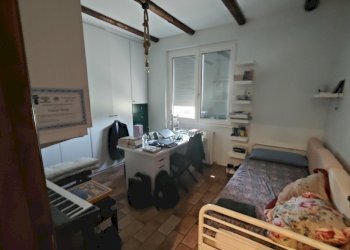 camera da letto - Casale Via San Biagio, Borgonovo Val Tidone - foto 9