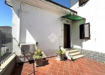 Semi-detached house Via S. Boezio, Trecate - photo 11
