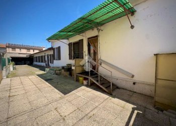 Semi-detached house Via S. Boezio, Trecate - photo 16