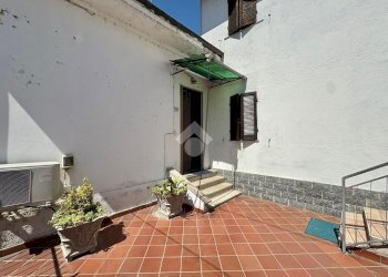 Semi-detached house Via S. Boezio, Trecate - photo 28