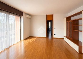 Bilocale via Carlo Porta, frazione Milano 3, Basiglio - foto 1