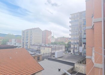 Four-room apartment Corso regio parco, Torino (neighborhood Aurora) - photo 10